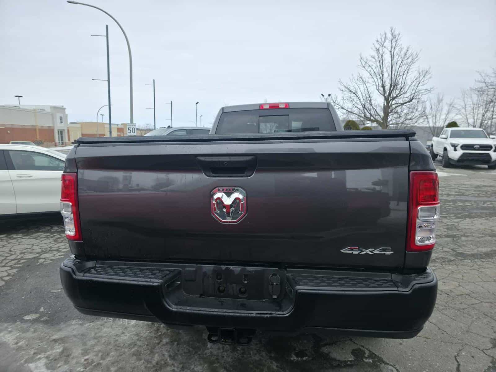 Image 12 RAM 3500 Tradesman 2022