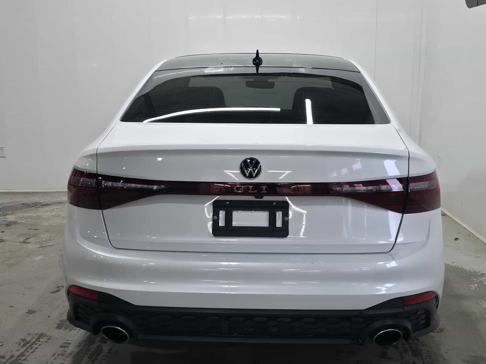 Image 6 Volkswagen Jetta GLI Autobahn 2025
