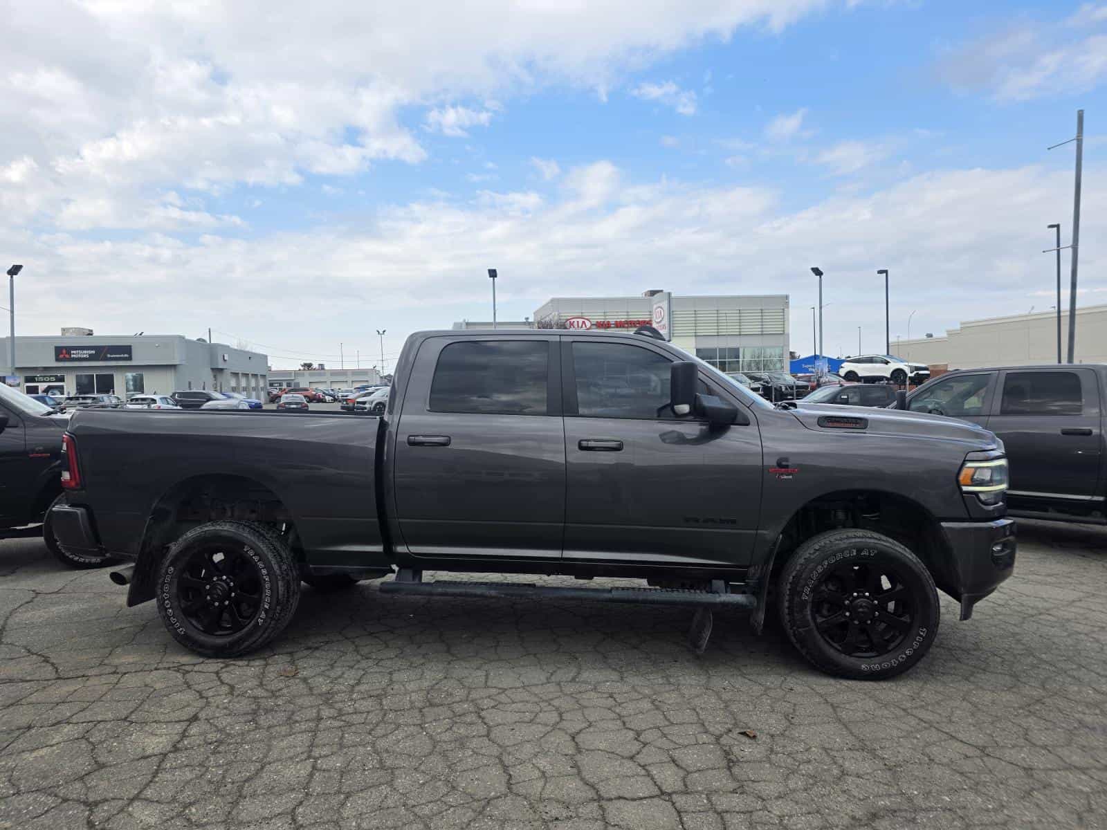 2019 RAM 2500 Big Horn - Image 4