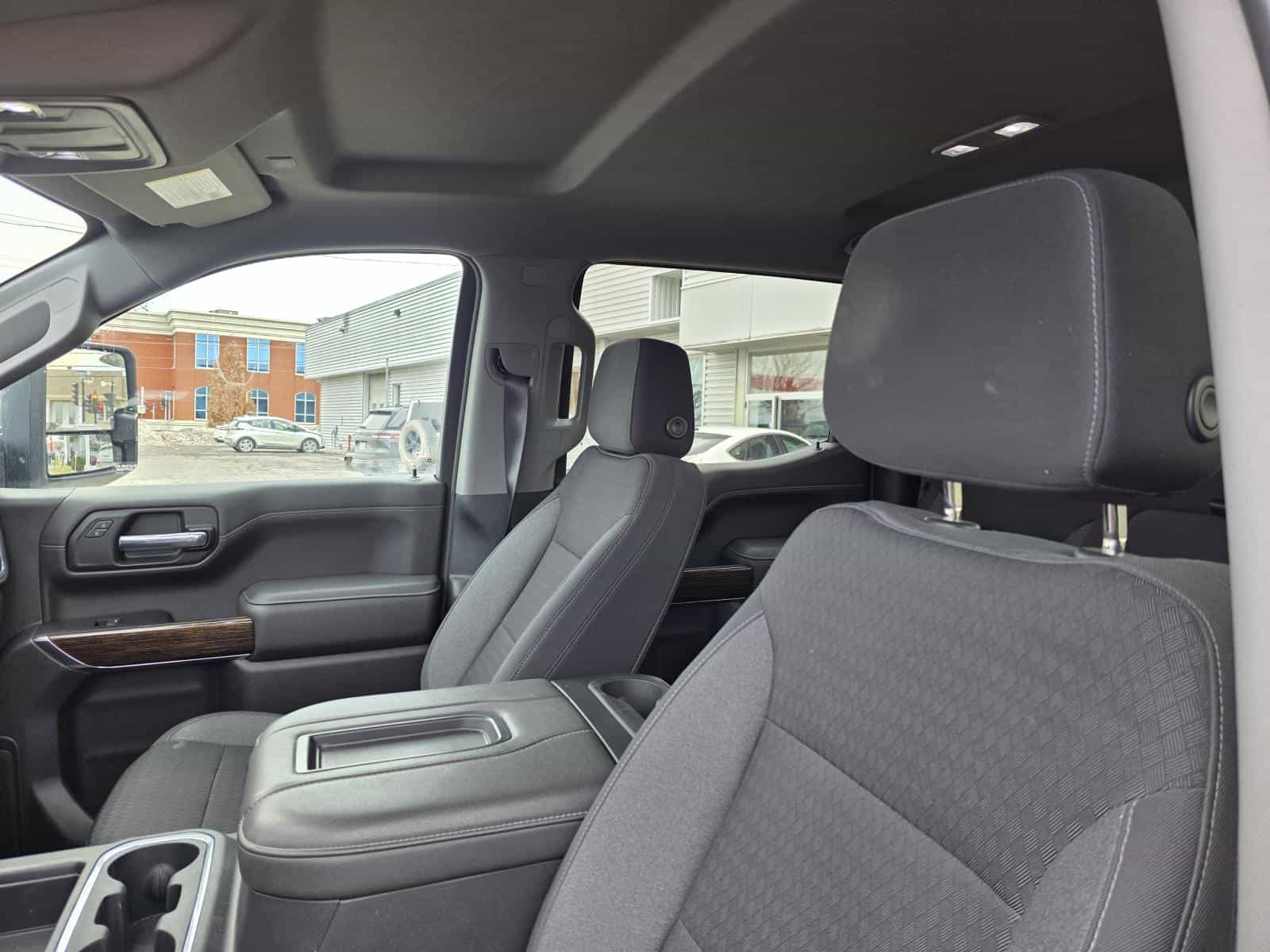 2022 GMC Sierra 1500 LTD Elevation - Image 21