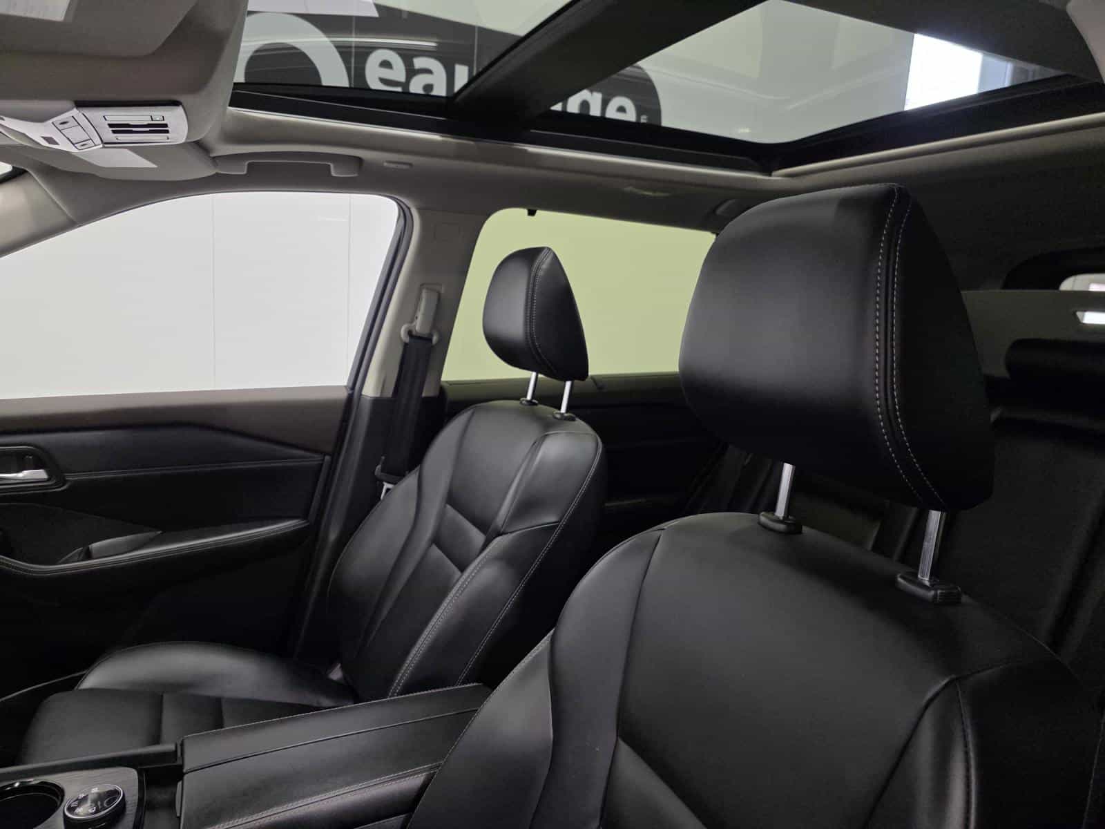 Image 10 Nissan Rogue SV Midnight 2023