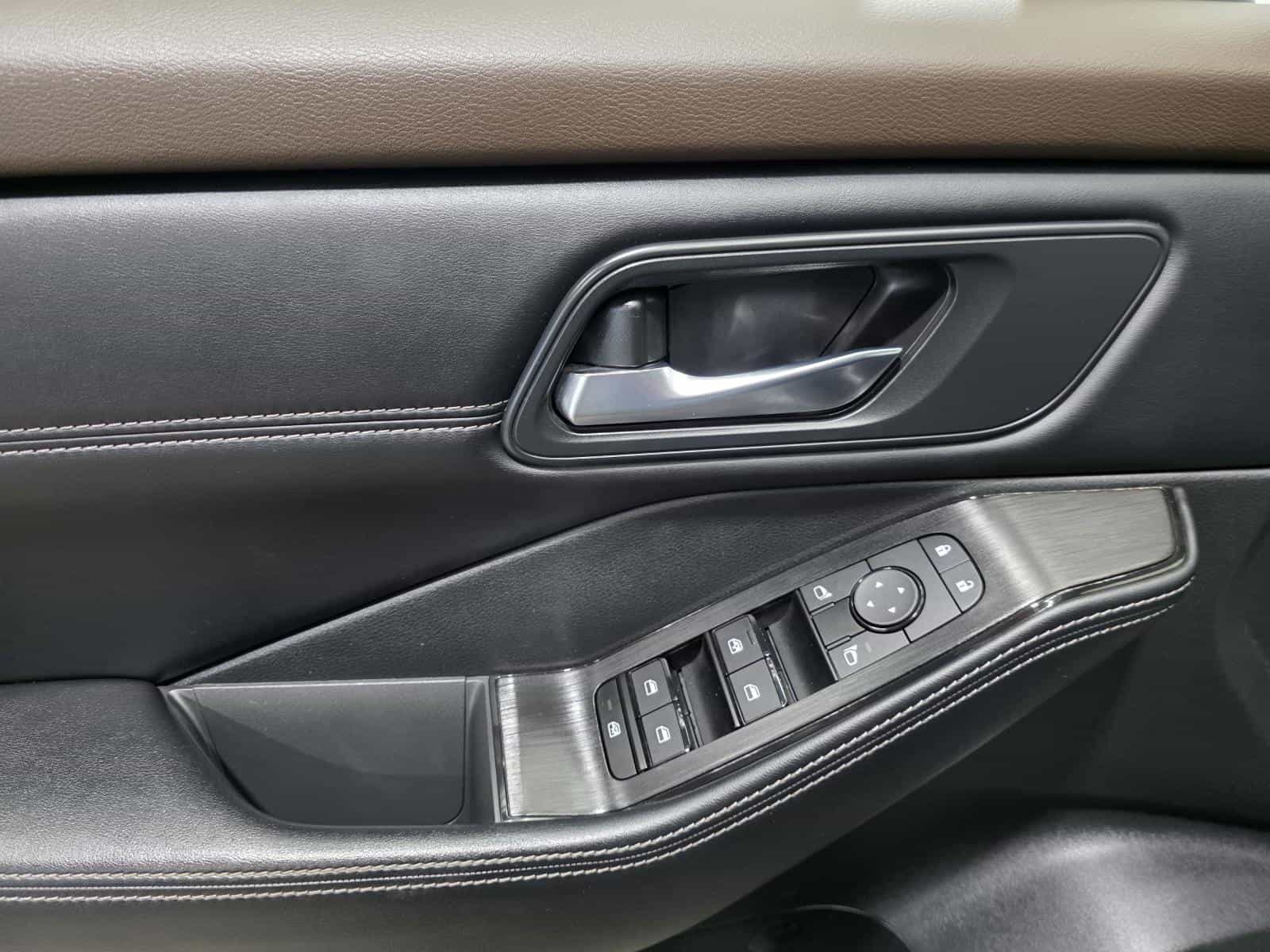 Image 17 Nissan Rogue SV Midnight 2023