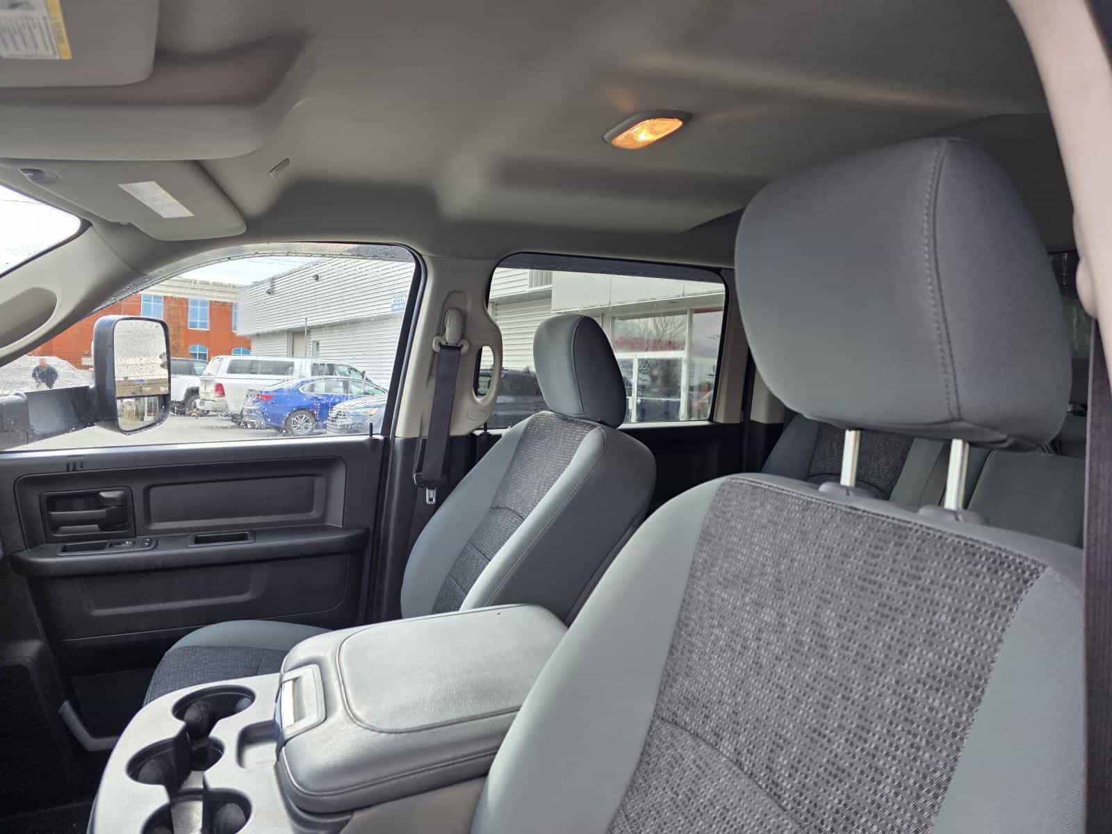 2020 RAM 1500 Classic Express - Image 4