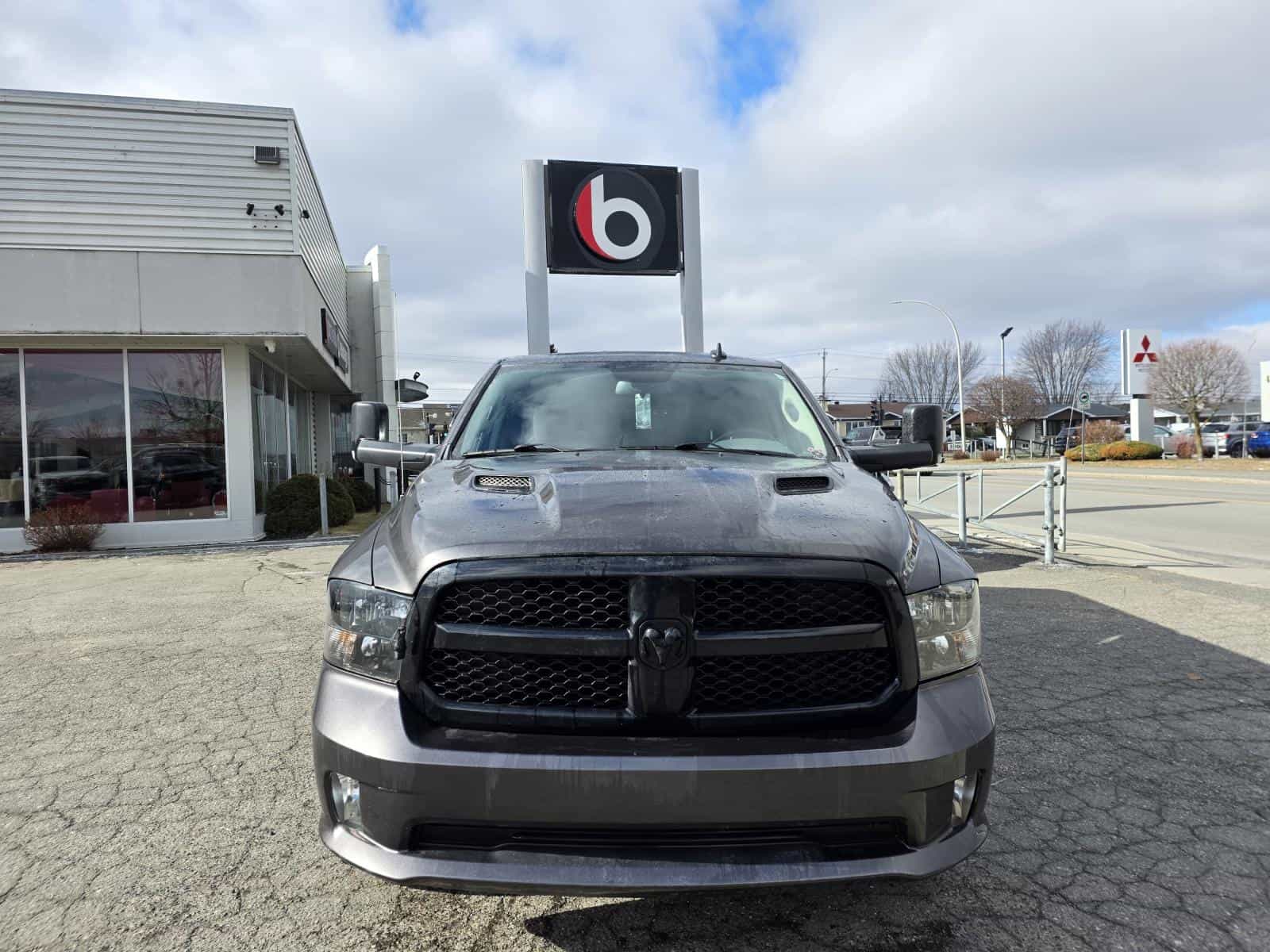 2020 RAM 1500 Classic Express - Image 13