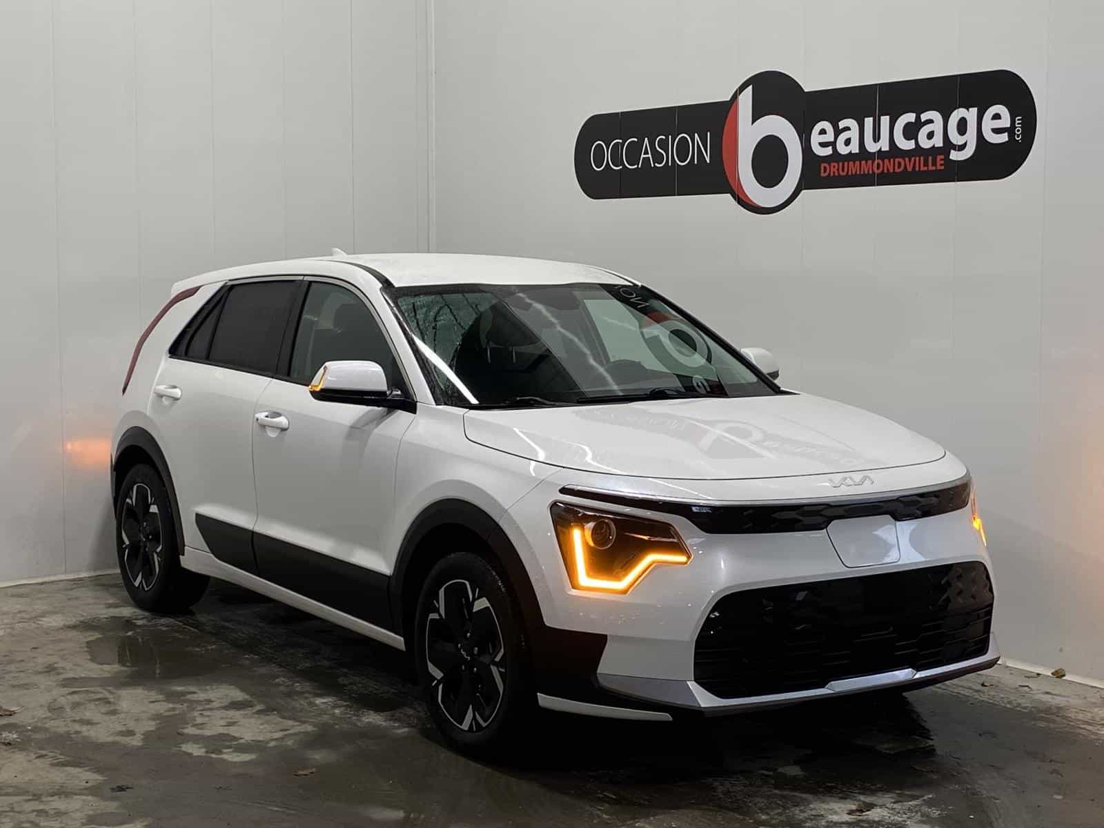 Image 1 Kia Niro EV Premium 2023