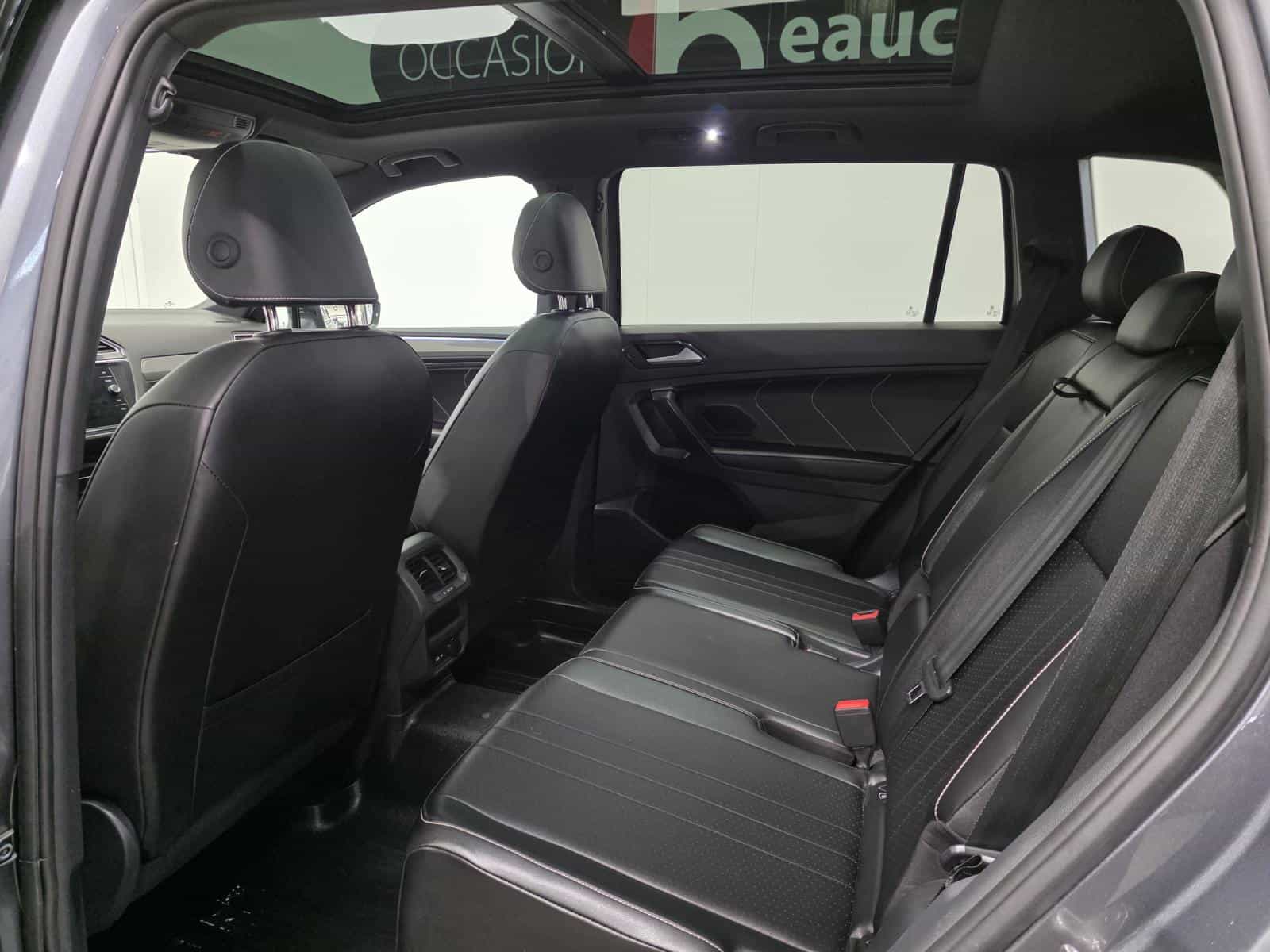 2024 Volkswagen Tiguan Comfortline R-L Blk - Image 15