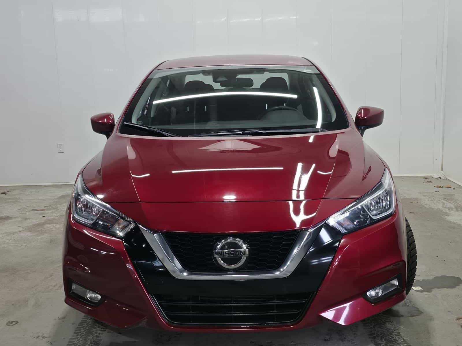 Image 3 Nissan Versa SV 2022