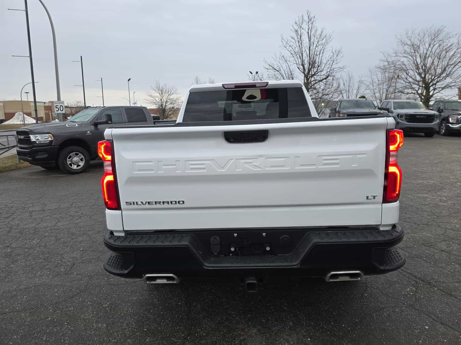 Image 6 Chevrolet Silverado 1500 LT Trail Boss 2022