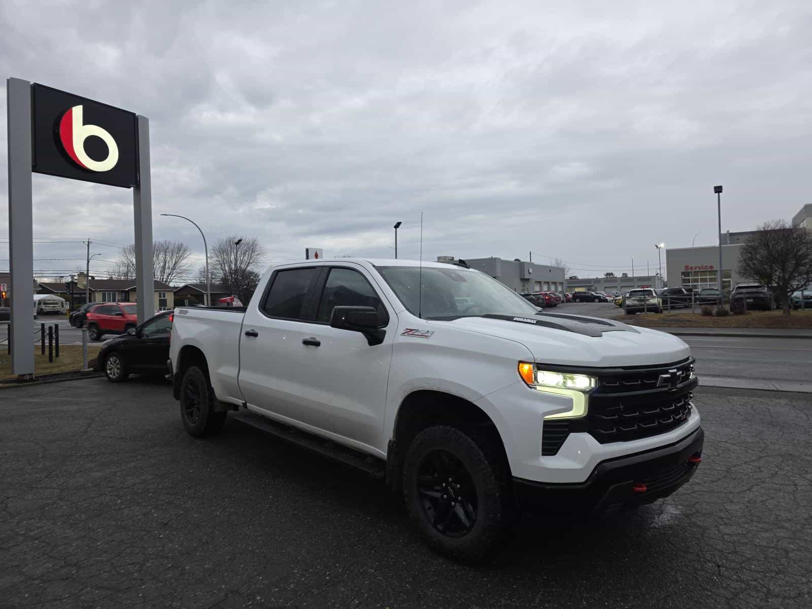 2022 Chevrolet Silverado 1500 LT Trail Boss - Image 7