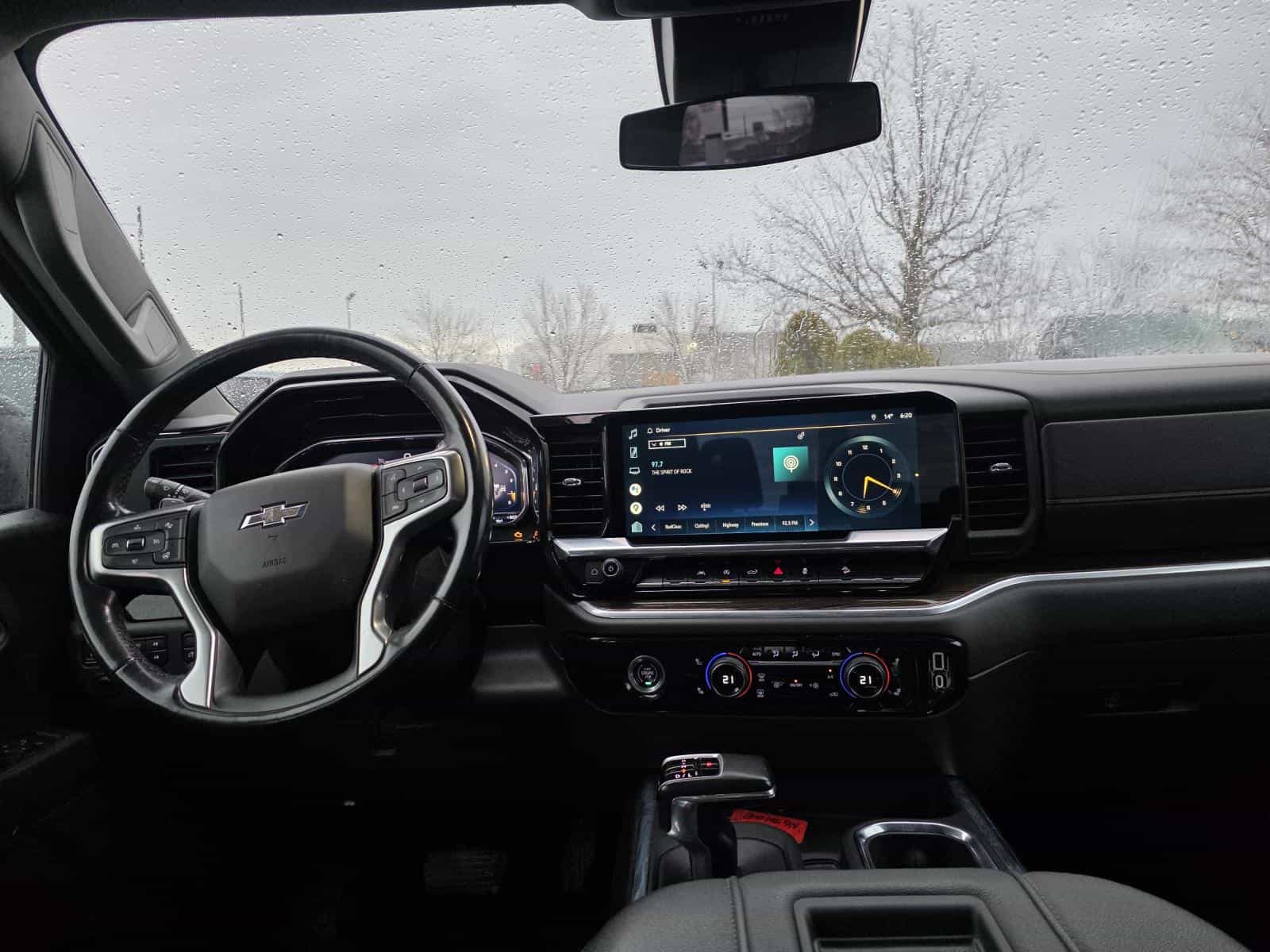 2022 Chevrolet Silverado 1500 LT Trail Boss - Image 8