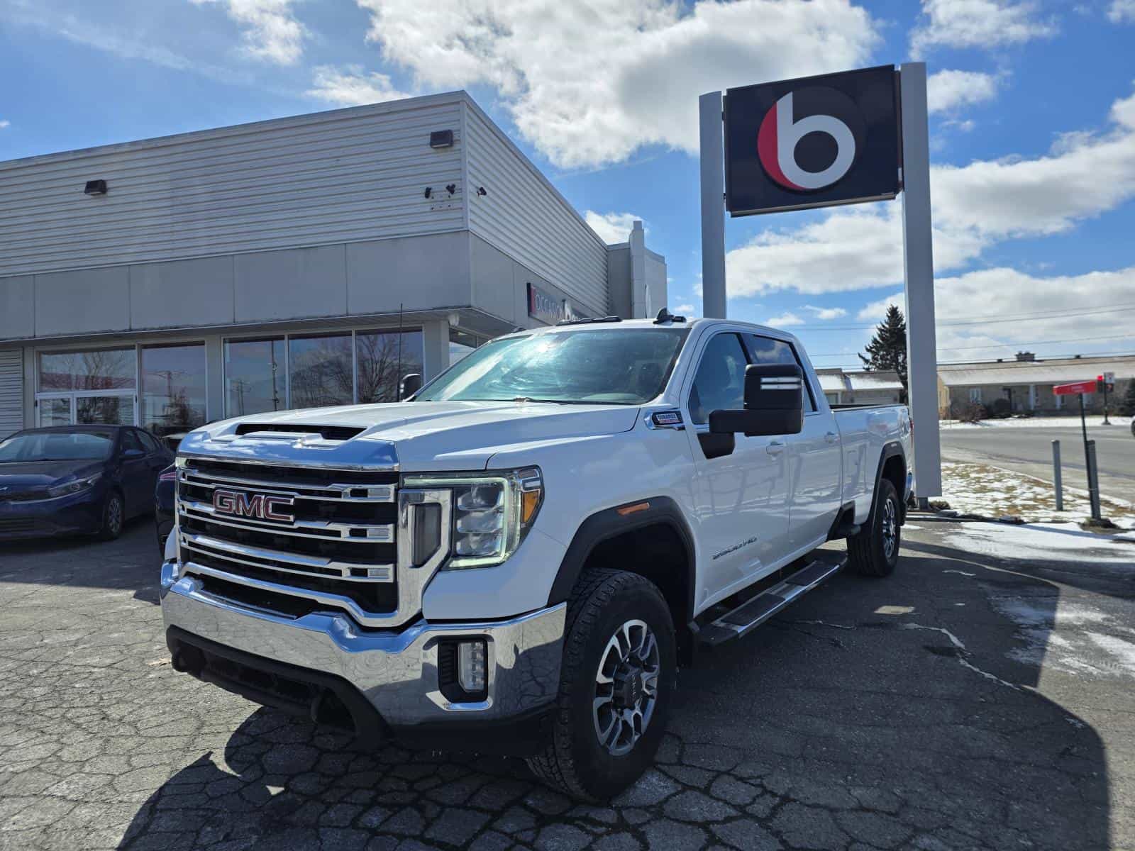 Image 1 GMC Sierra 2500 SLE 2023