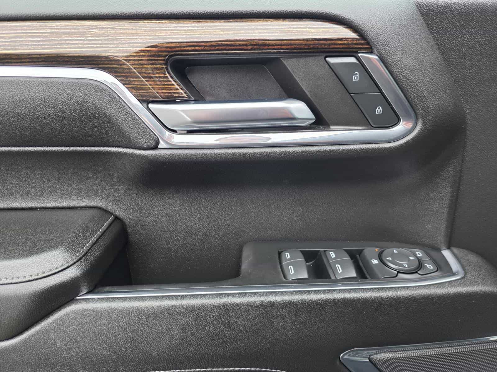 2024 GMC Sierra 1500 Elevation - Image 19