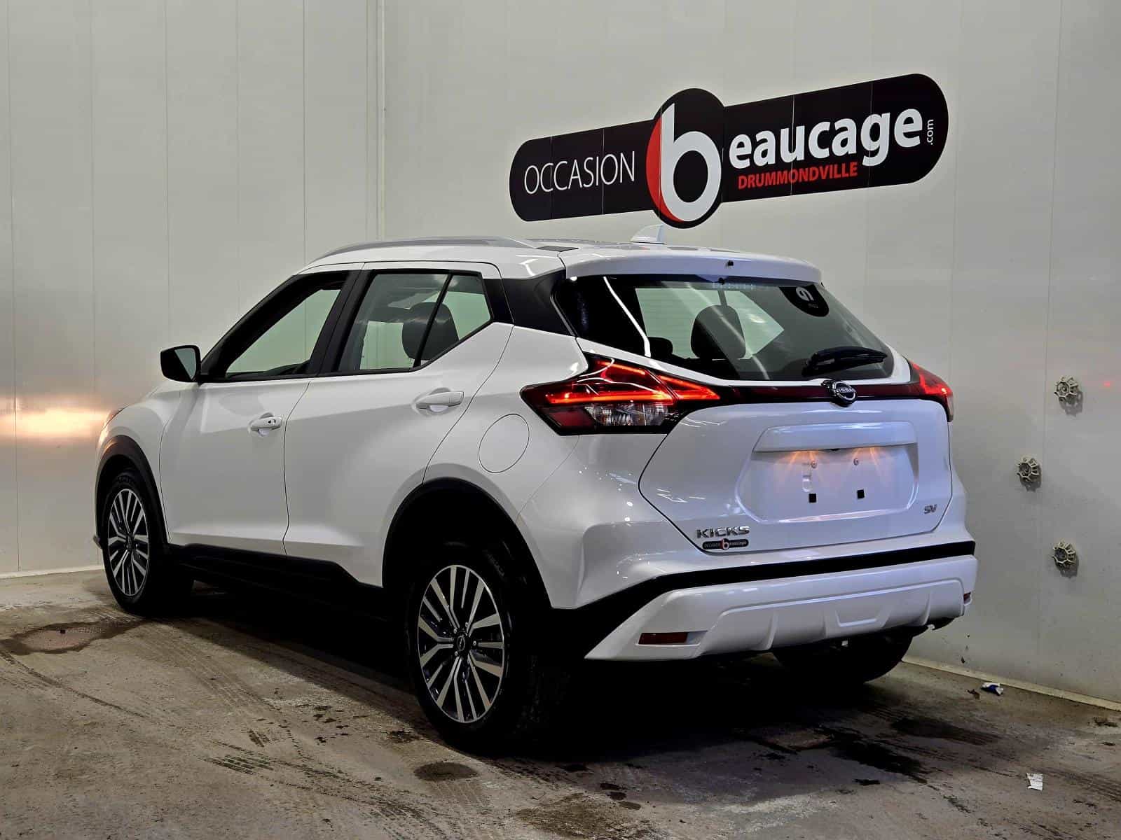 Image 4 Nissan Kicks SV 2024