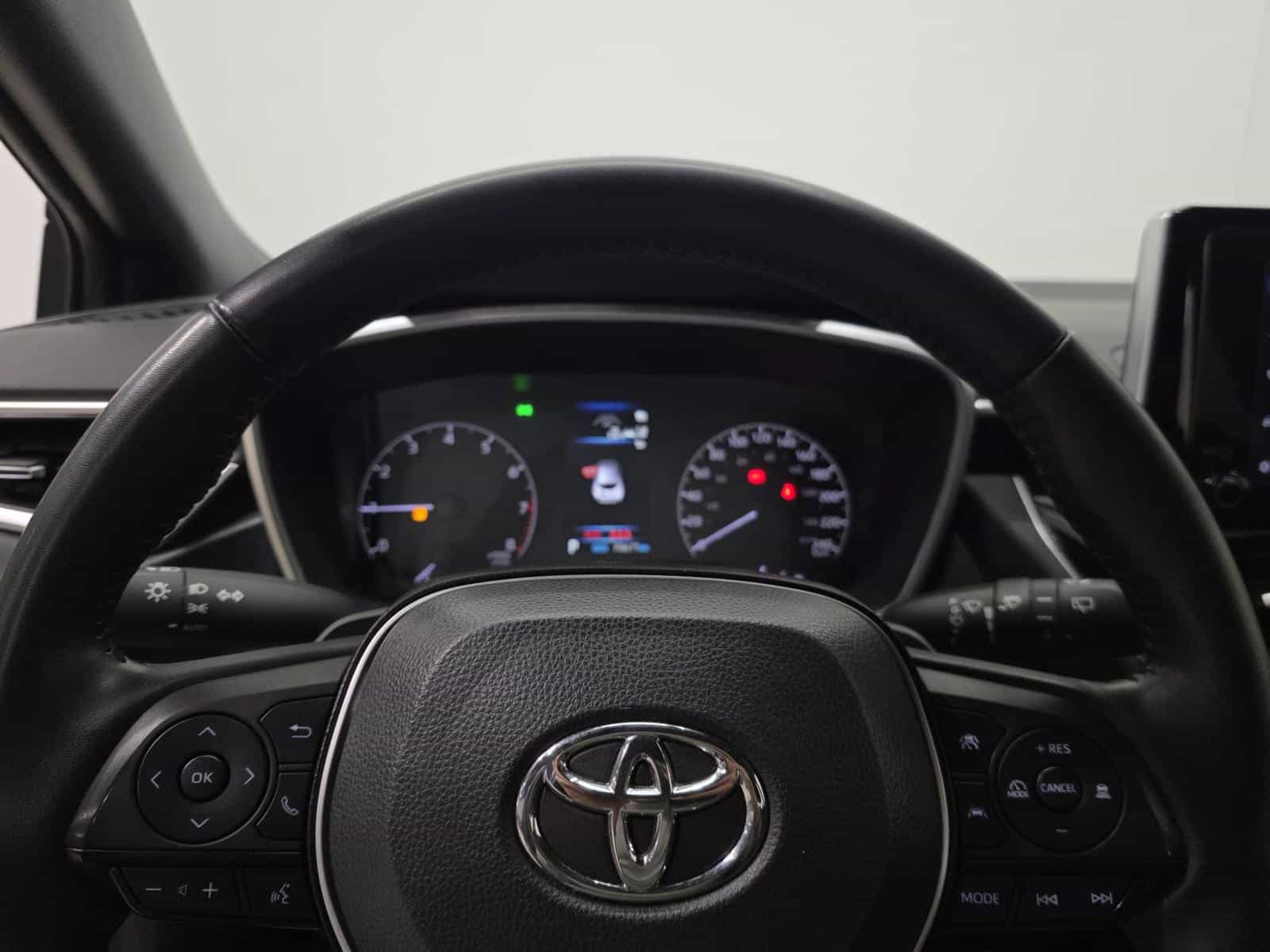 2023 Toyota Corolla SE - Image 14