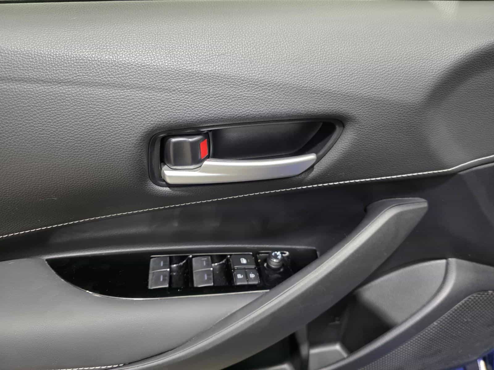 2023 Toyota Corolla SE - Image 15