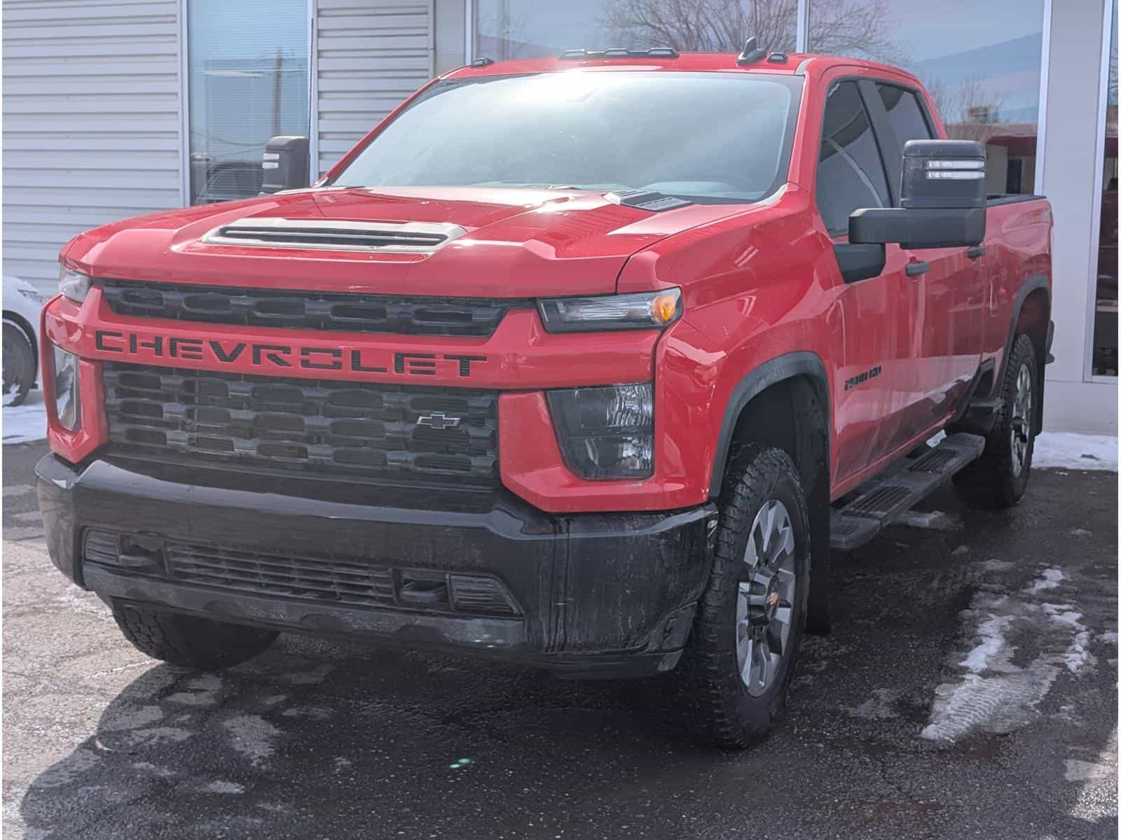 2022 Chevrolet Silverado 2500 Custom - Image 3