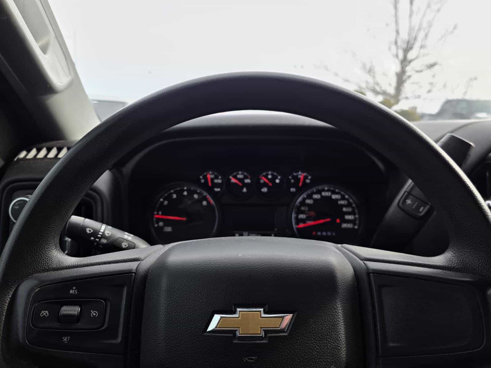 2022 Chevrolet Silverado 2500 Custom - Image 17