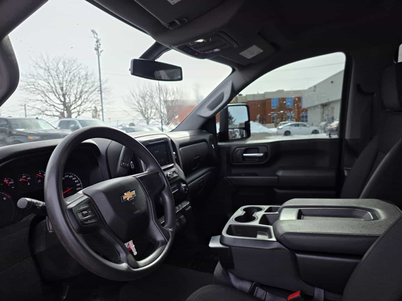 2022 Chevrolet Silverado 2500 Custom - Image 13