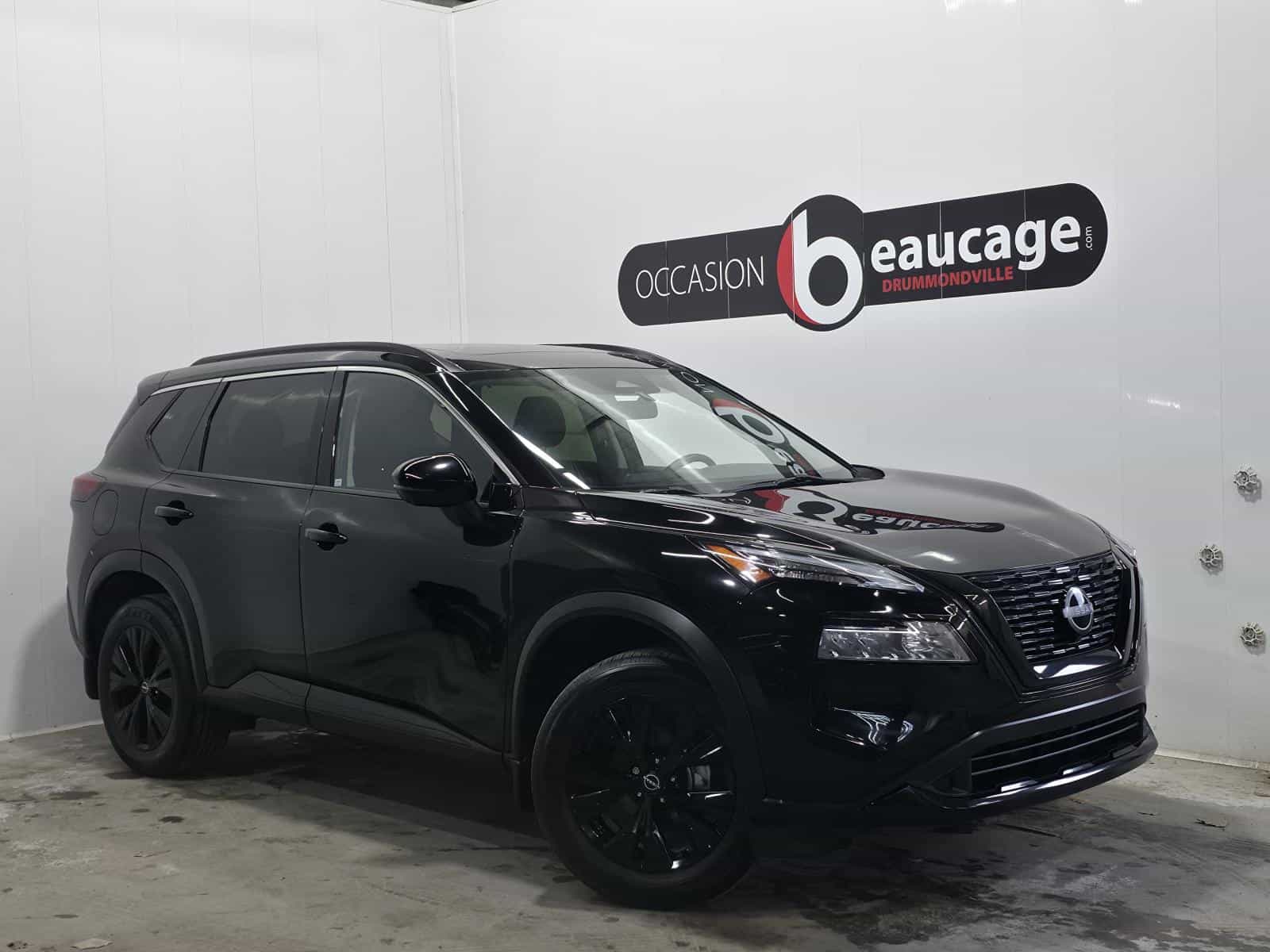 Image 1 Nissan Rogue SV Midnight 2023