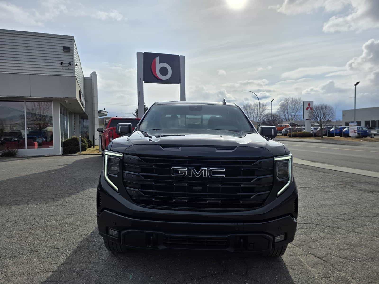 Image 5 GMC Sierra 1500 Elevation 2024