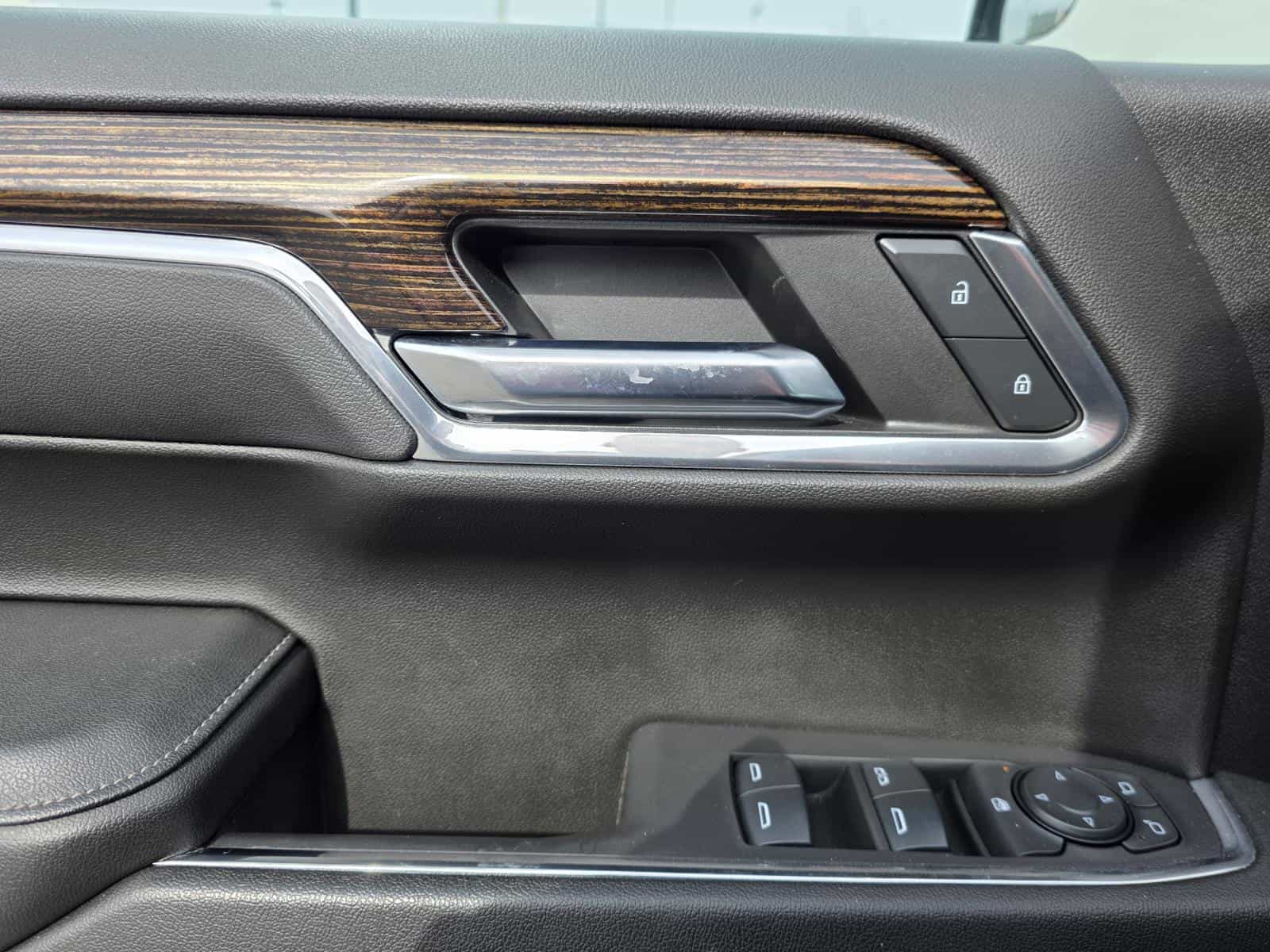 Image 17 GMC Sierra 1500 Elevation 2024