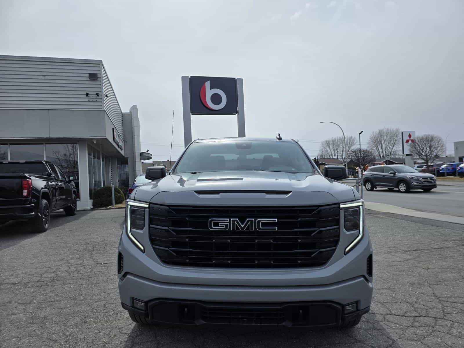 Image 3 GMC Sierra 1500 Elevation 2024