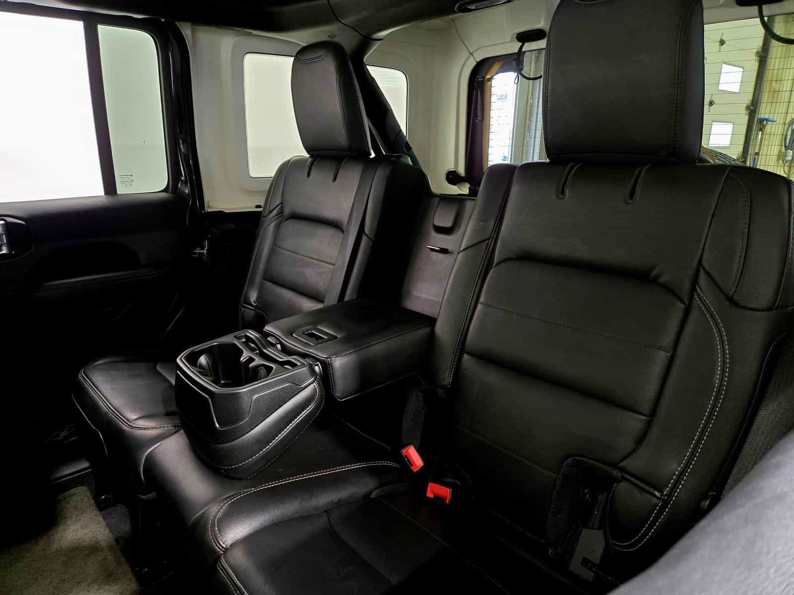 Image 10 Jeep Wrangler Unlimited Sahara 2020