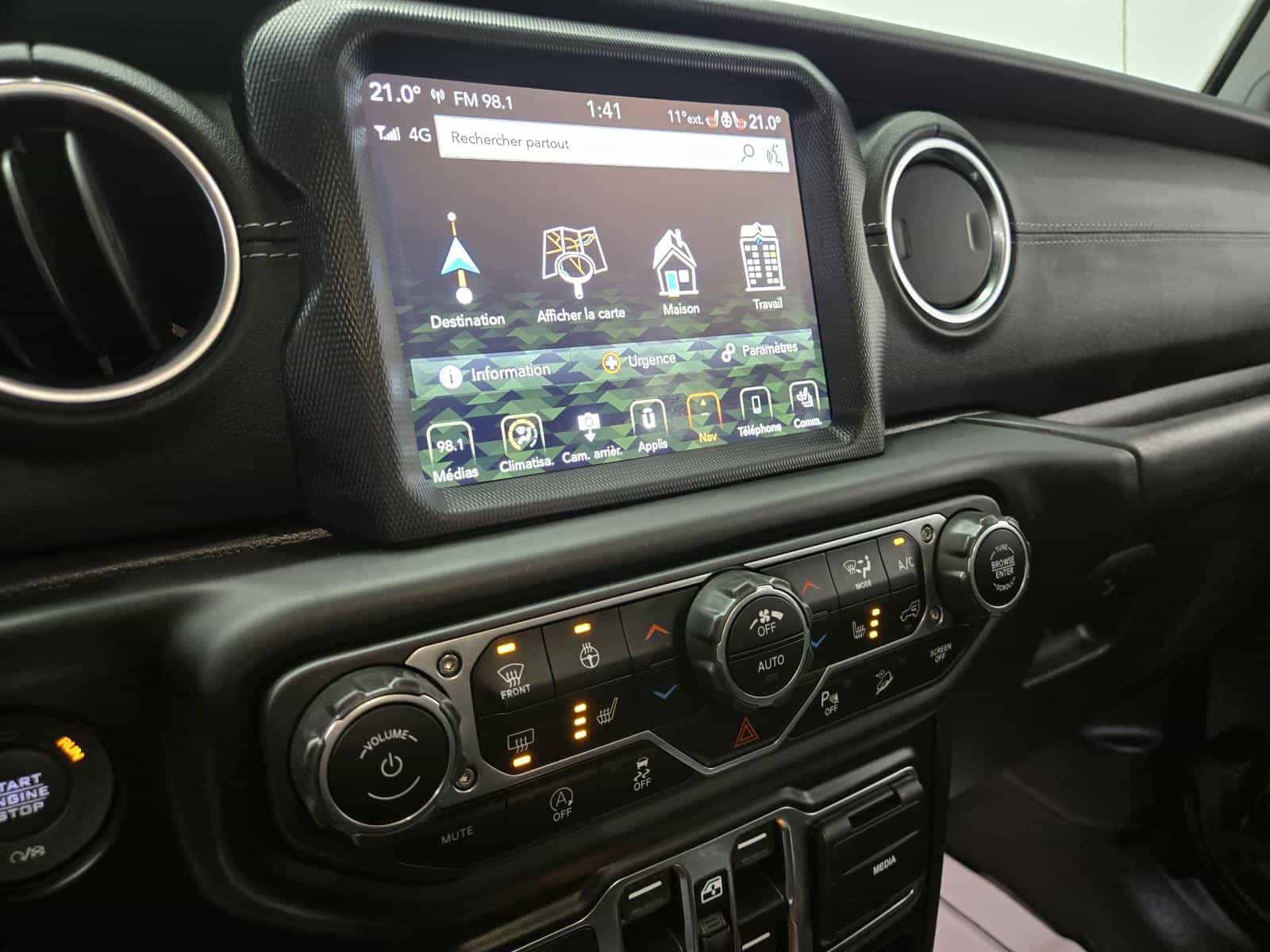 Image 8 Jeep Wrangler Unlimited Sahara 2020