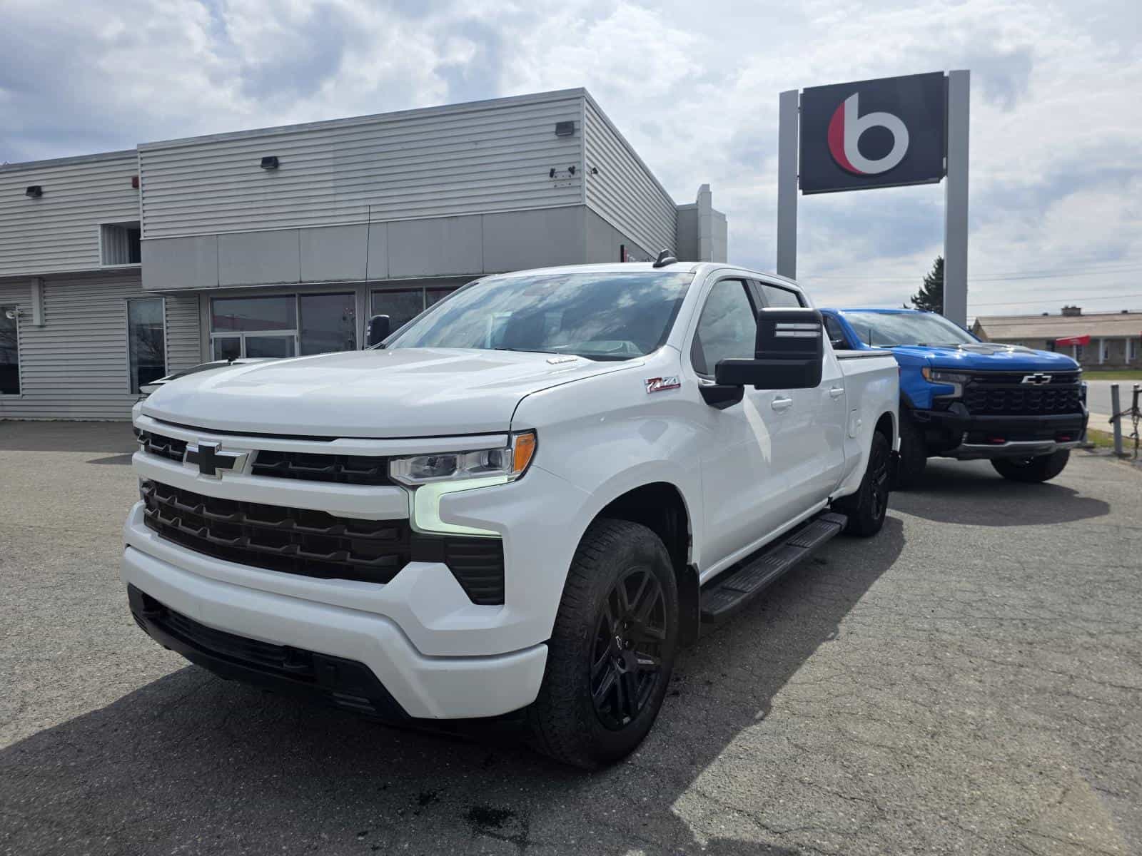 Image 1 Chevrolet Silverado 1500 RST 2022