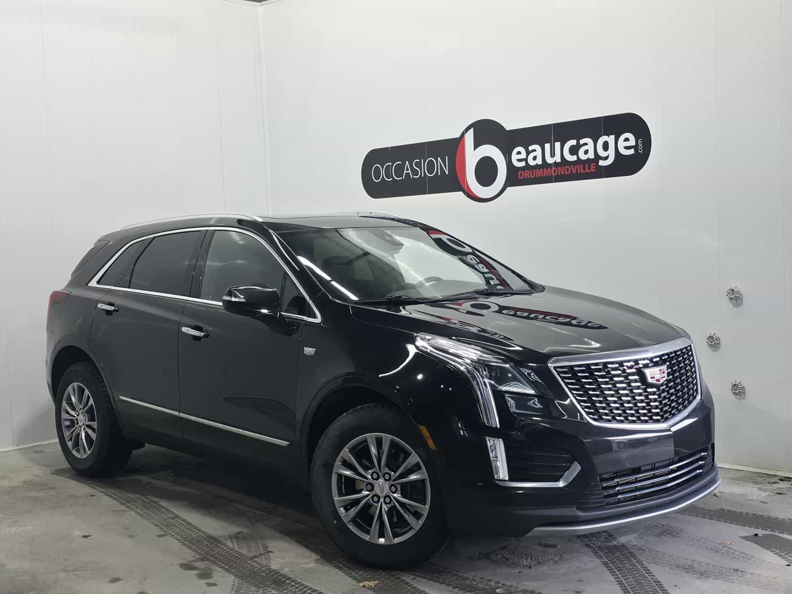 Image 1 Cadillac XT5 Premium Luxury 2023