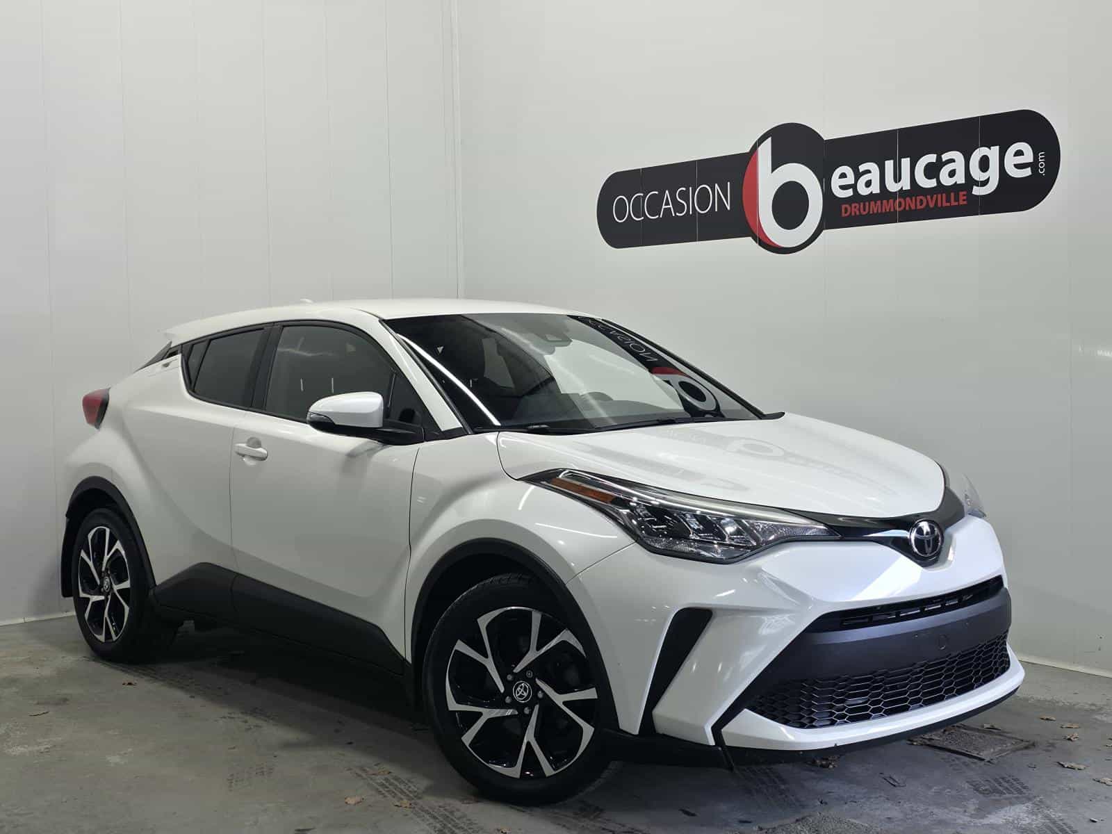 Image 1 Toyota C-HR XLE Premium 2021