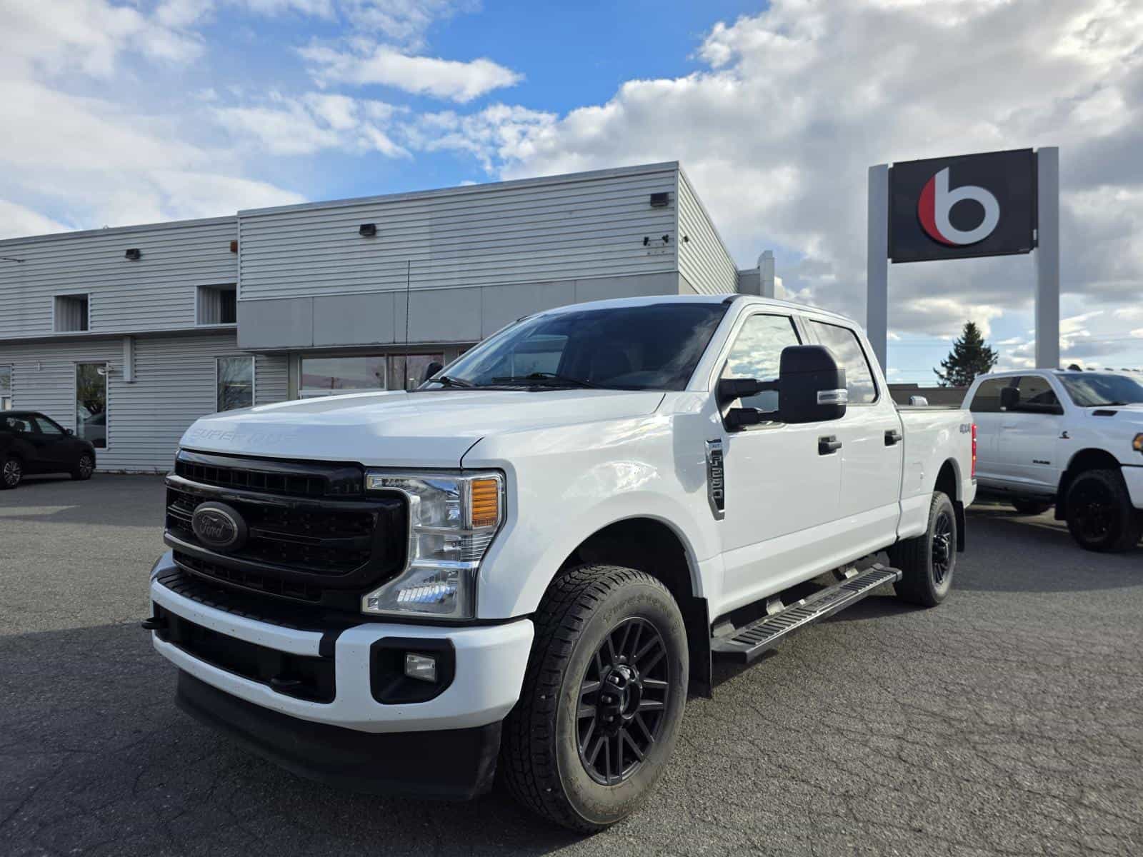 2022 Ford F250 S/D XLT - Image 1
