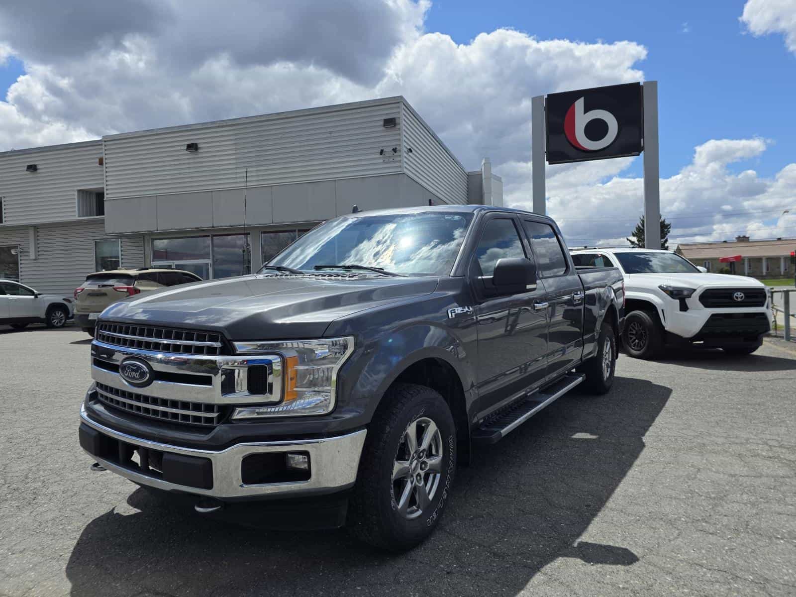 Image 1 Ford F150 XLT 2018