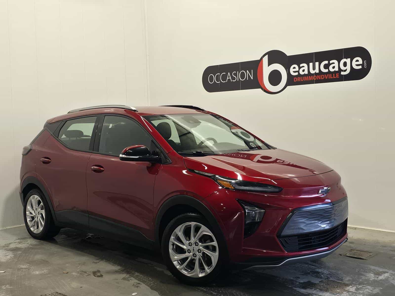 2023 Chevrolet Bolt EUV LT - Image 1