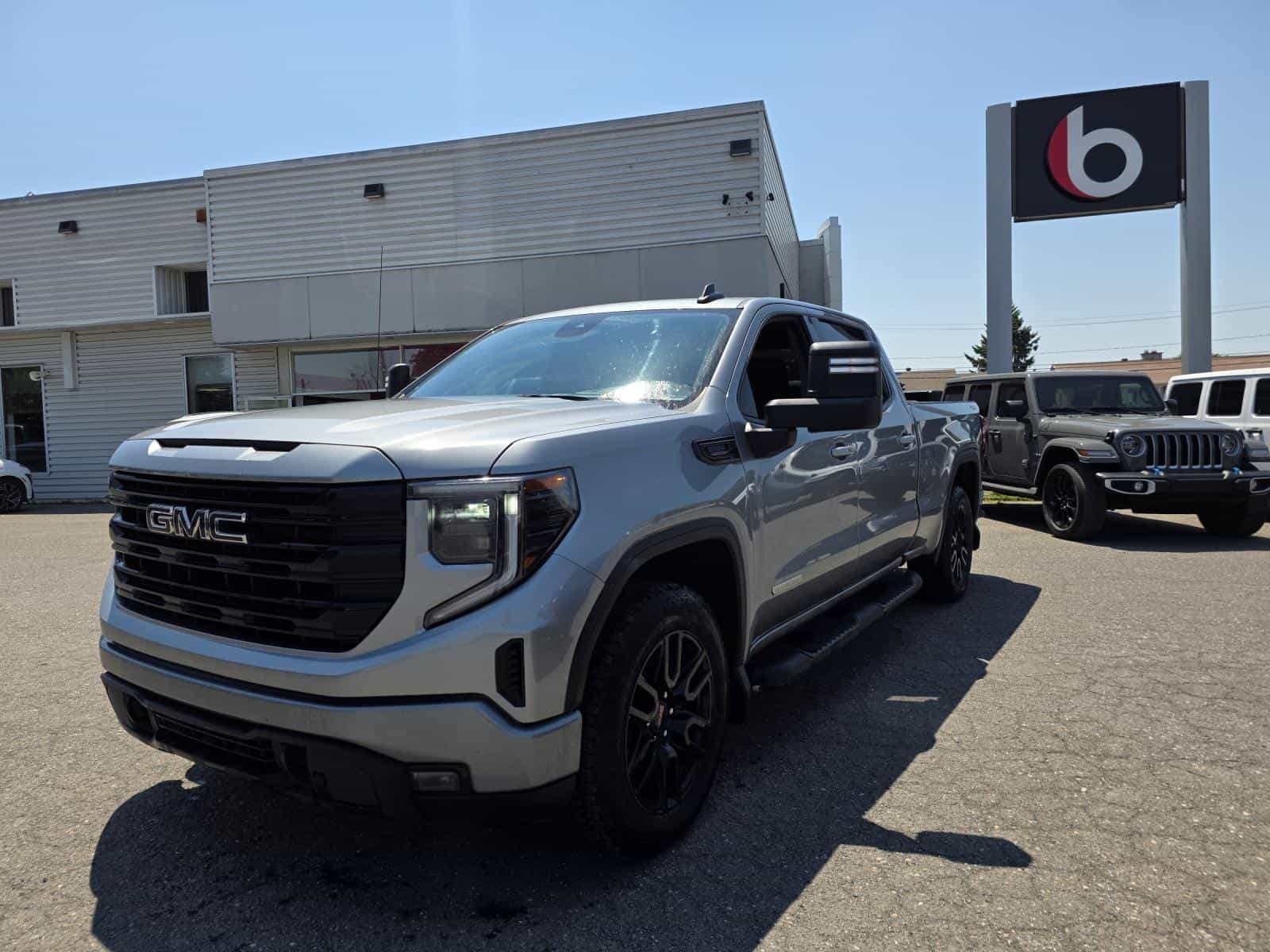 Image 1 GMC Sierra 1500 Elevation 2024