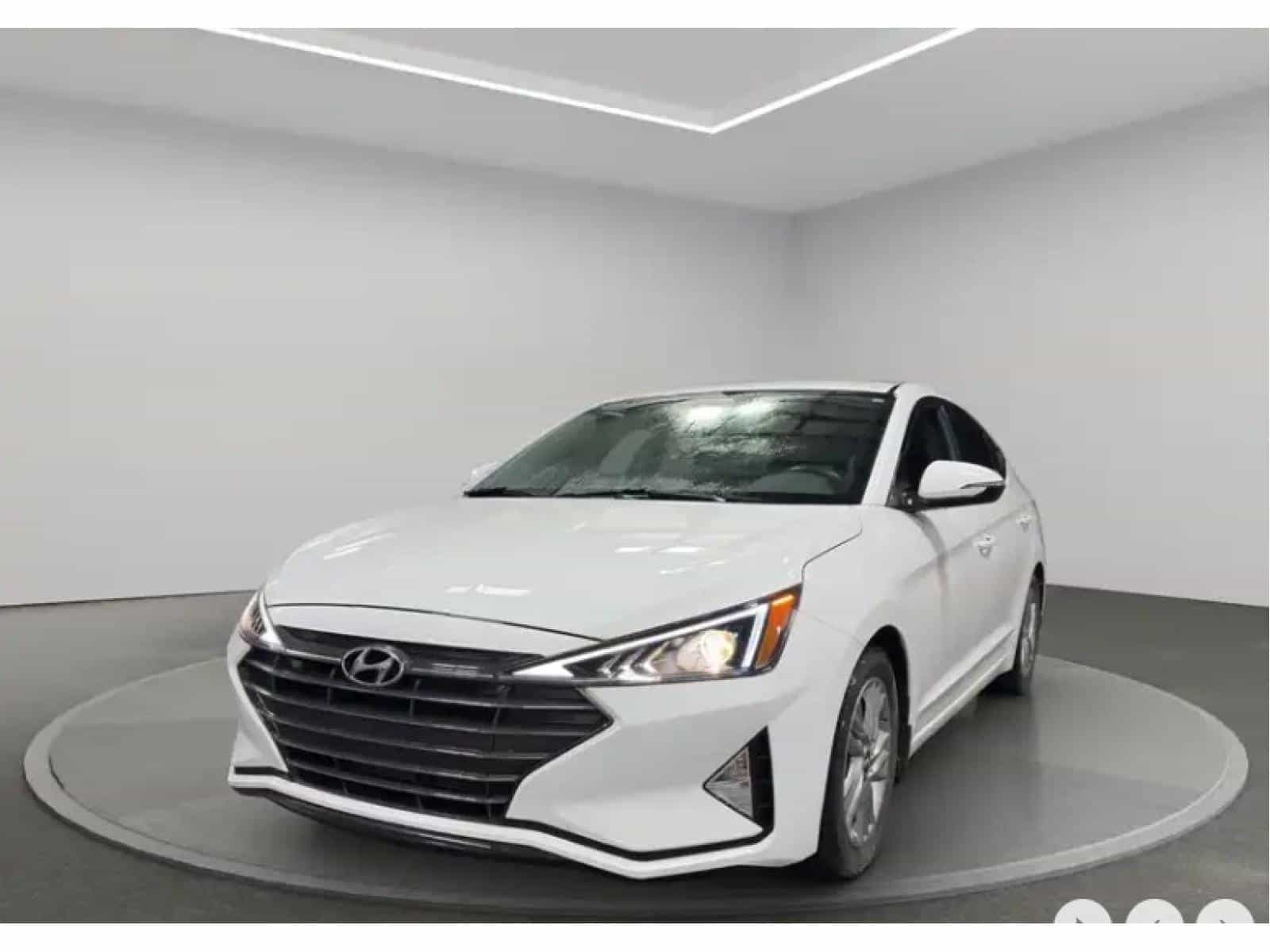 Image 1 Hyundai Elantra GL 2019