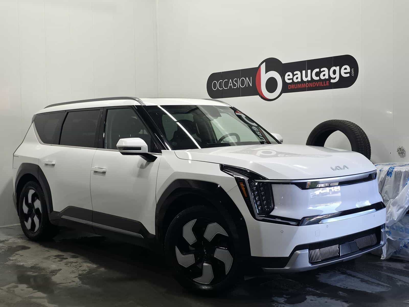 Image 1 Kia EV9 Land AWD avec groupe Plus 2025