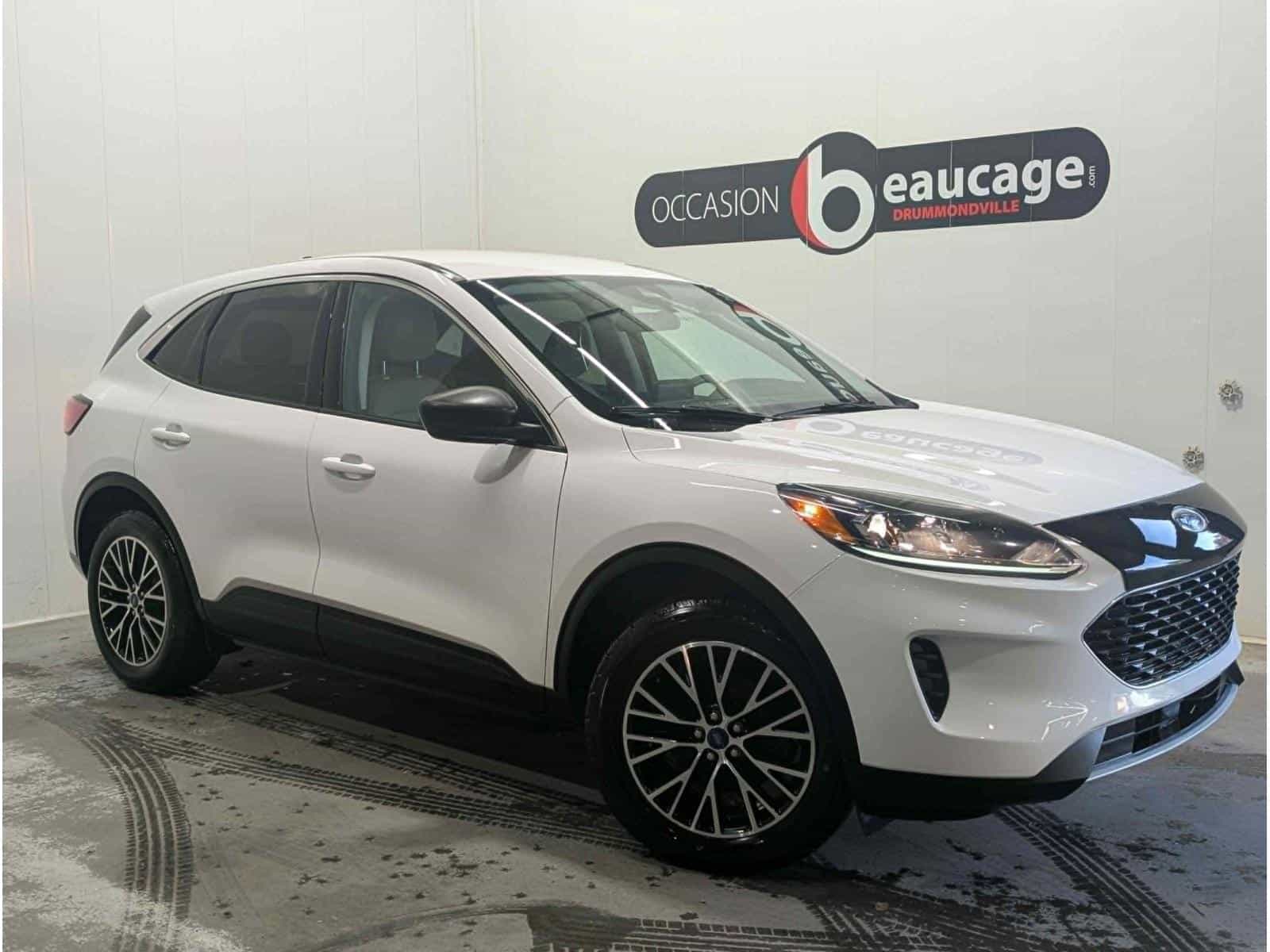 Image 1 Ford Escape SE PHEV 2022