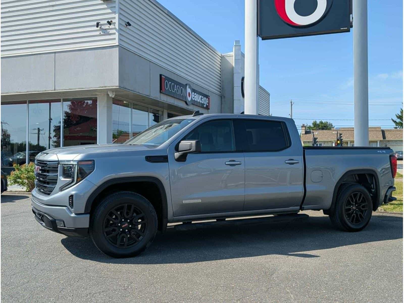 2024 GMC Sierra 1500 Elevation - Image 1