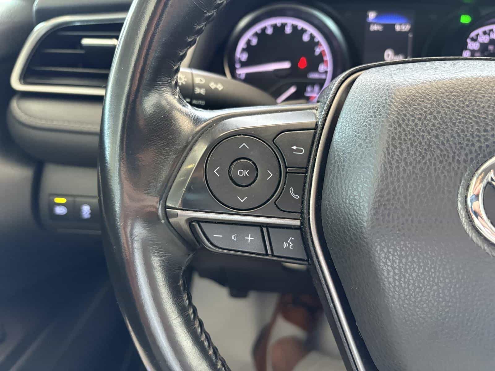 2021 Toyota Camry SE - Image 21