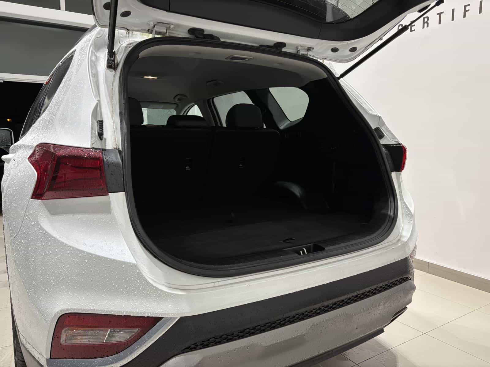 2020 Hyundai Santa Fe Essential - Image 13