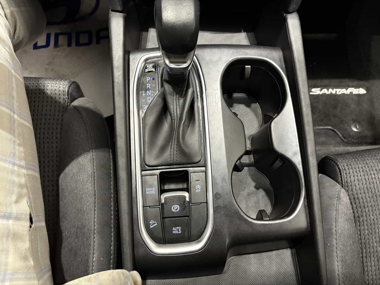 2020 Hyundai Santa Fe Essential - Image 19