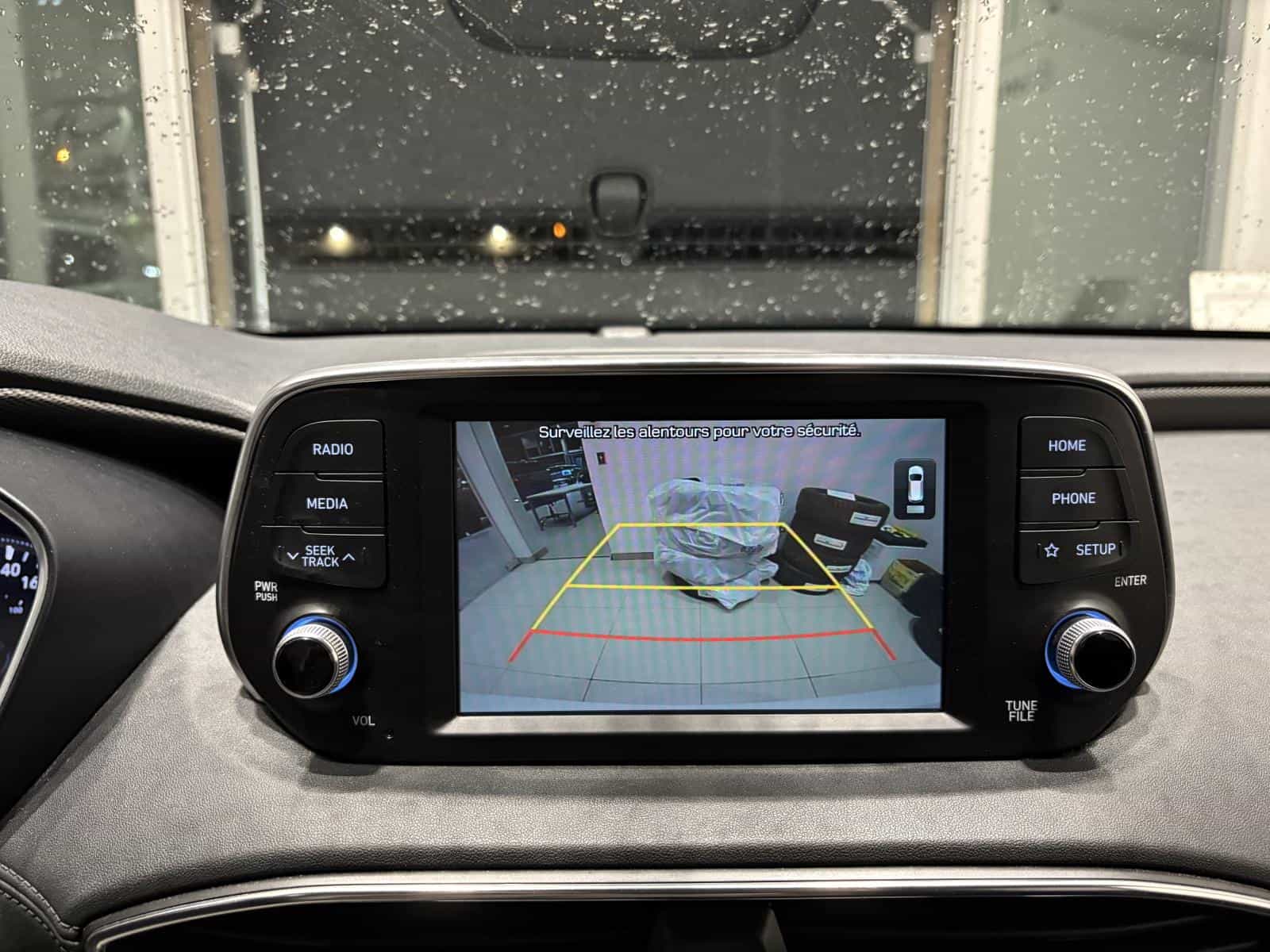 2020 Hyundai Santa Fe Essential - Image 17