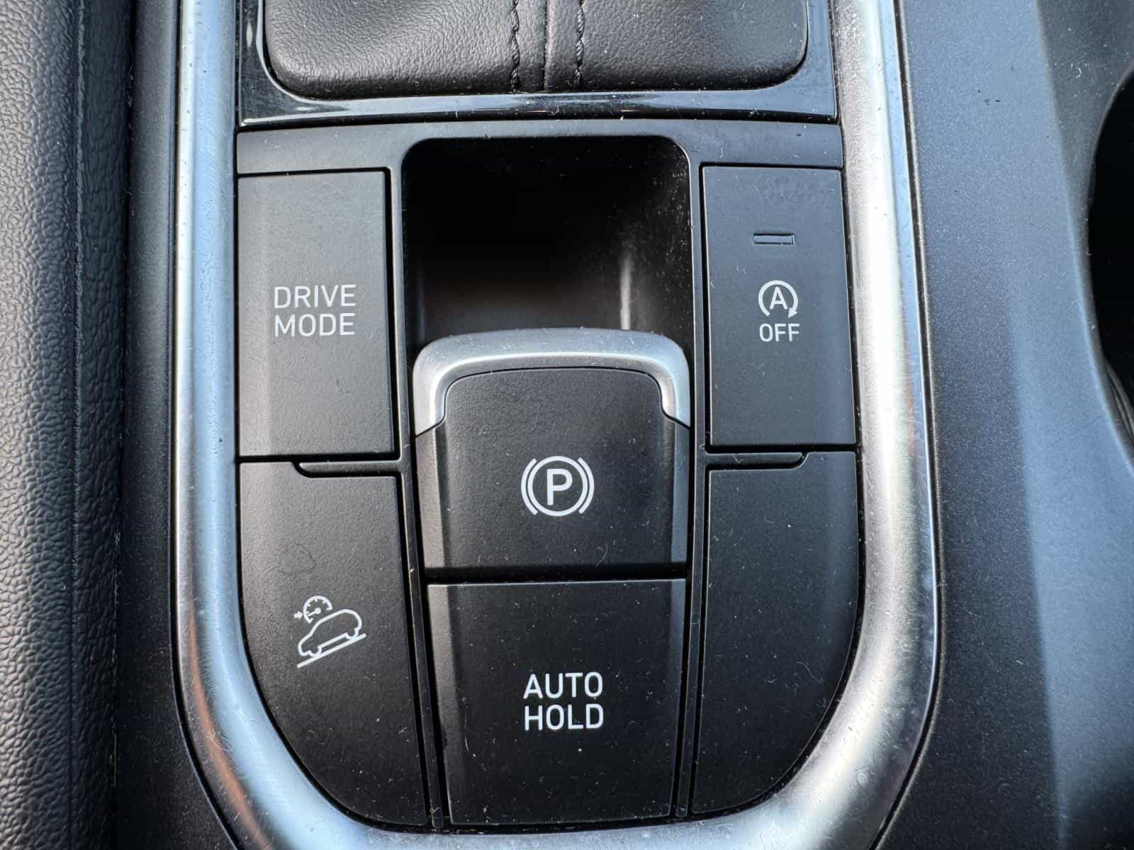 2020 Hyundai Santa Fe Essential - Image 19