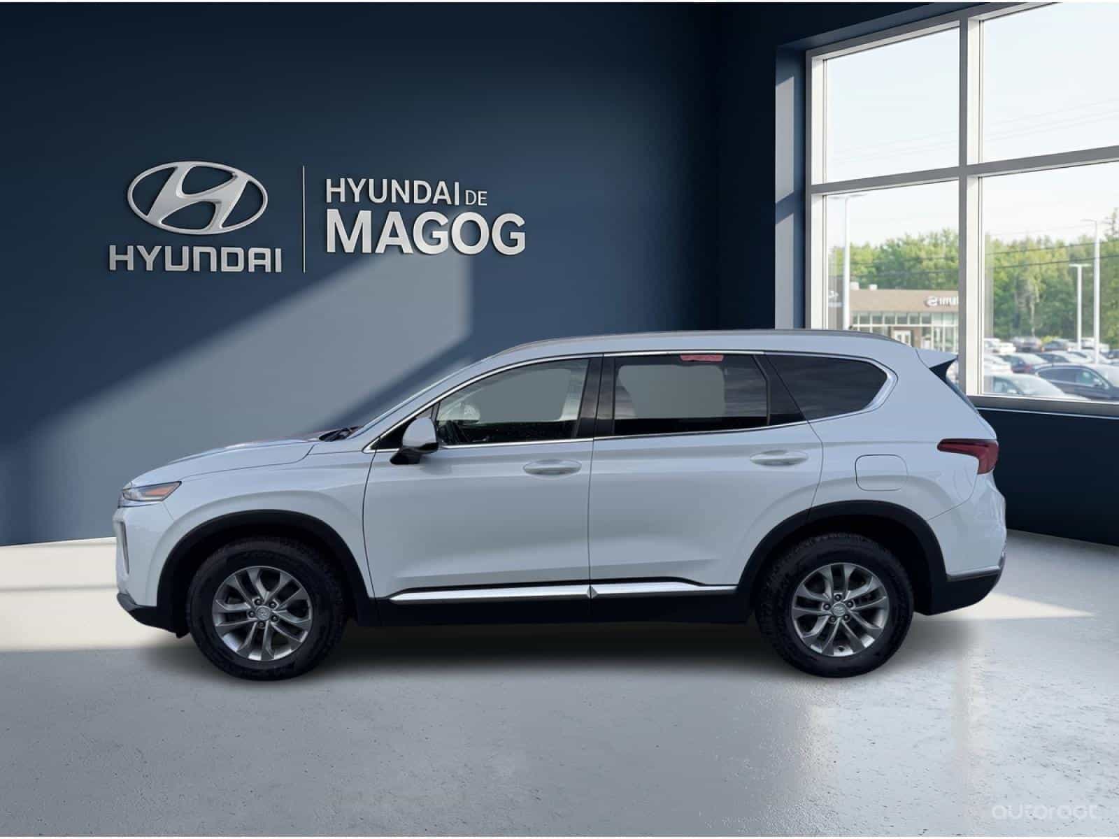 2020 Hyundai Santa Fe Essential - Image 2