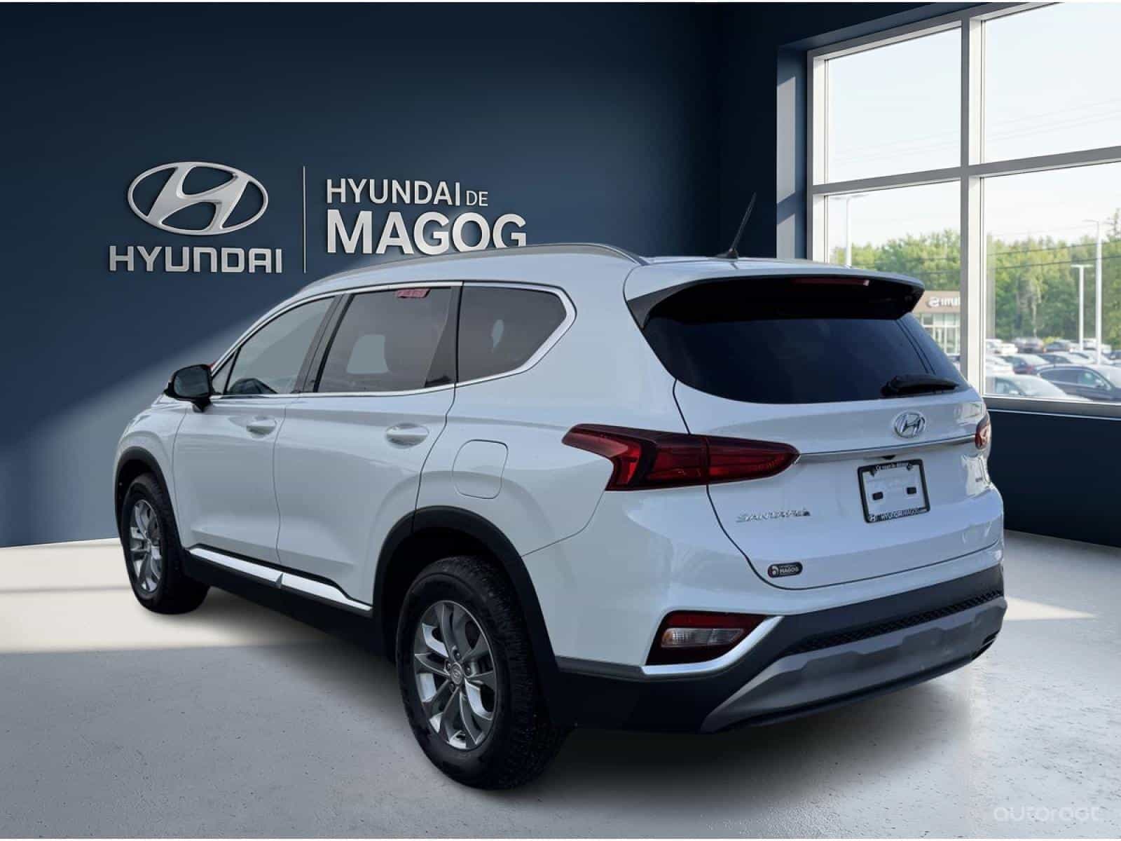 2020 Hyundai Santa Fe Essential - Image 3