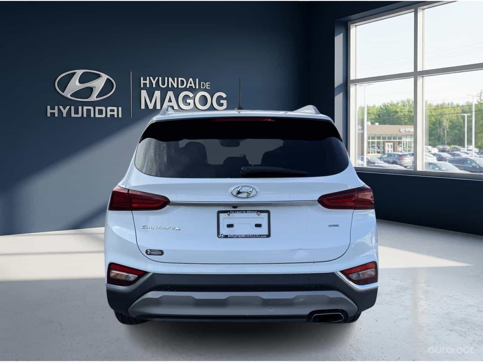 2020 Hyundai Santa Fe Essential - Image 4