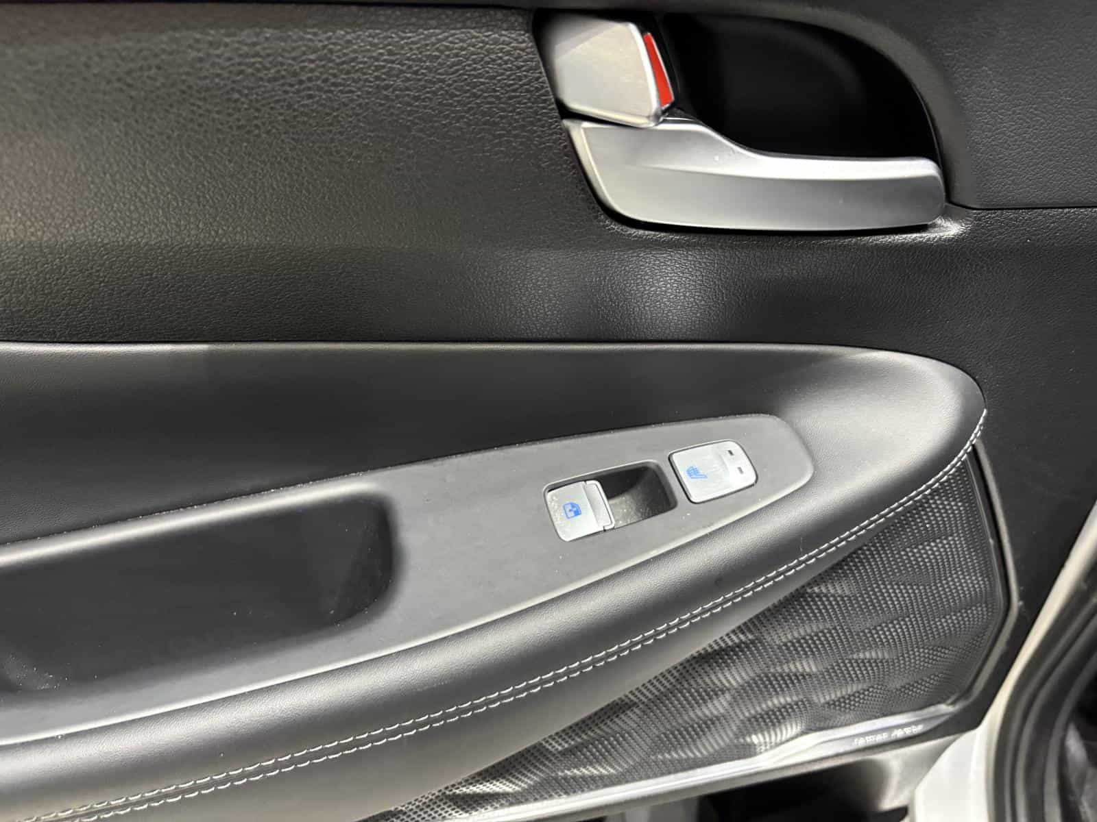 2022 Hyundai Santa Fe Ultimate Calligraphy - Image 13