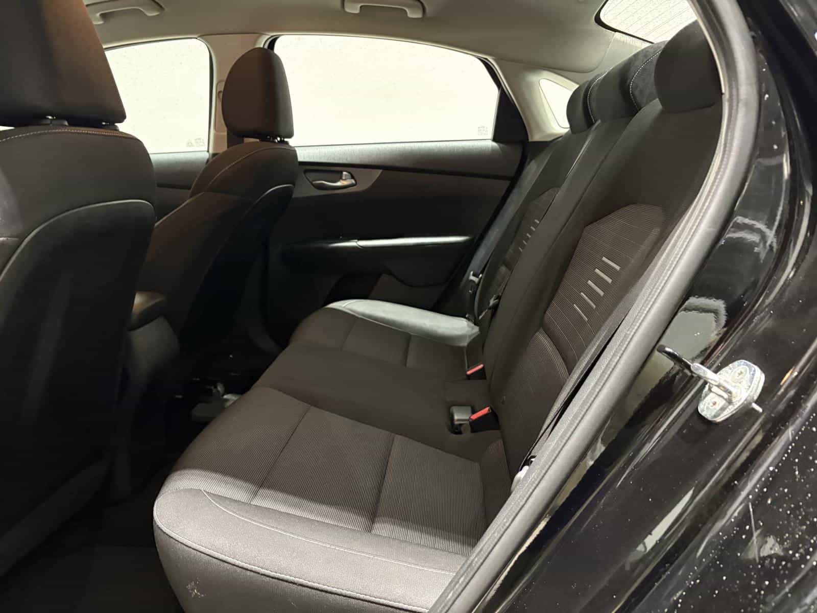 2021 Kia Forte LX - Image 11