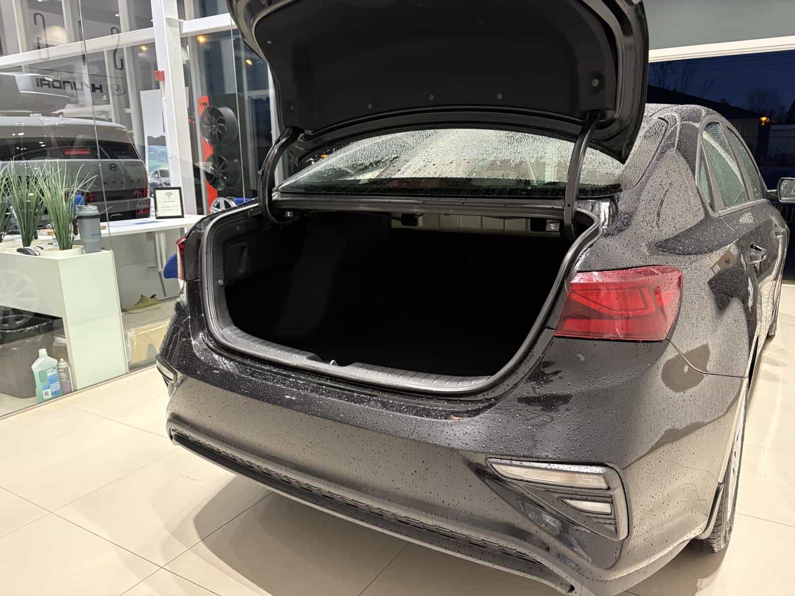 2021 Kia Forte LX - Image 14